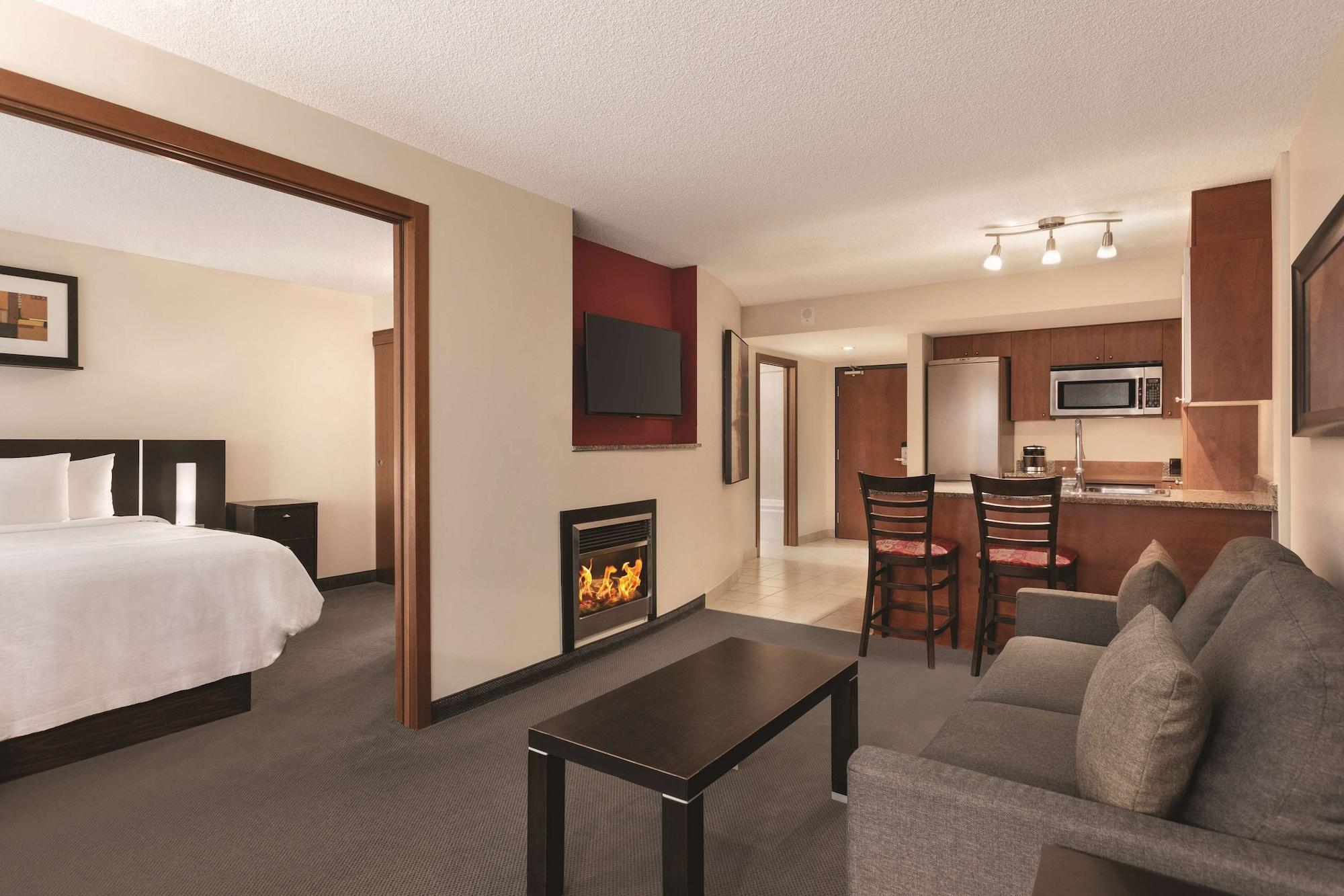 Embassy By Hilton - 4*
