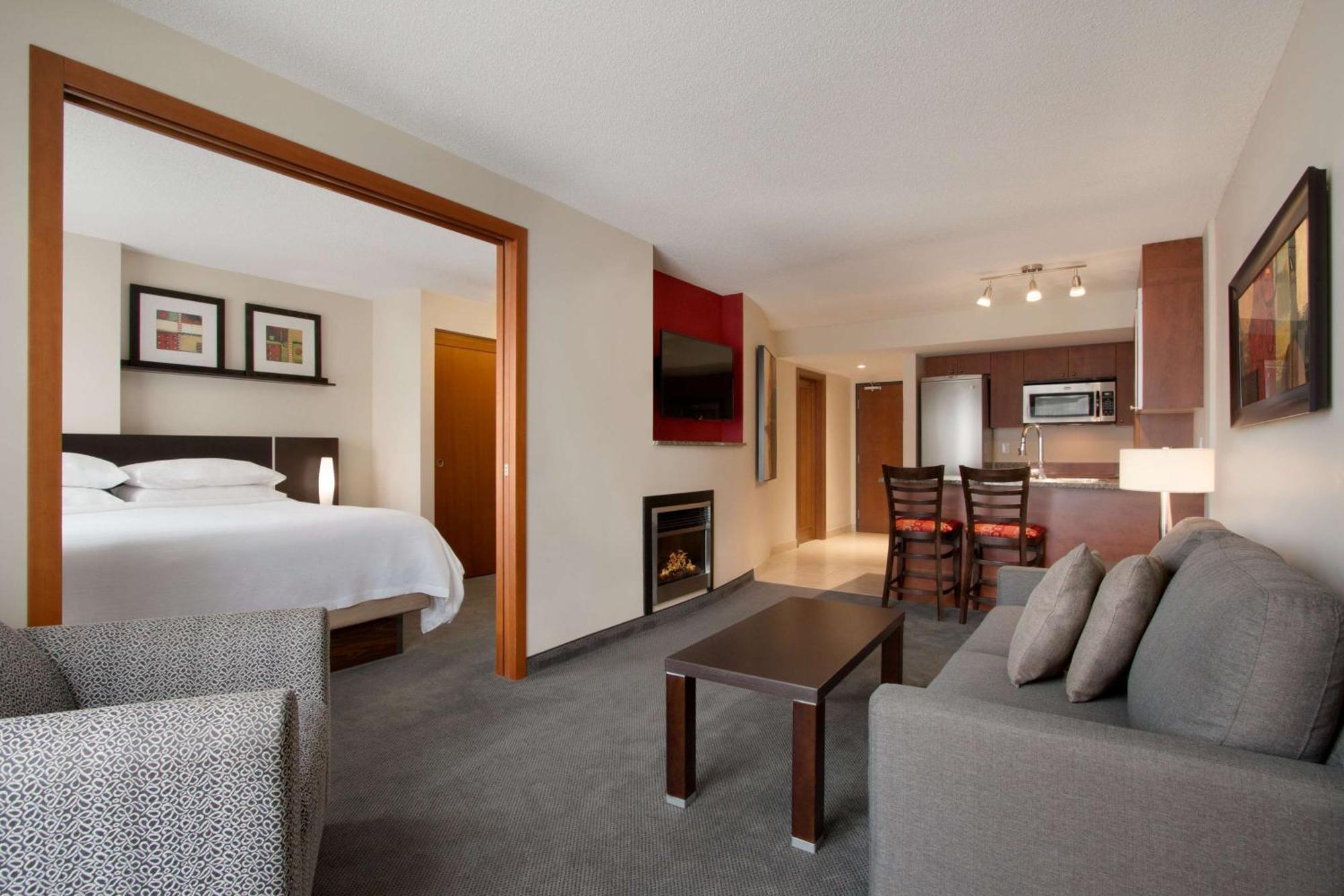 Embassy By Hilton - 4* Montréal